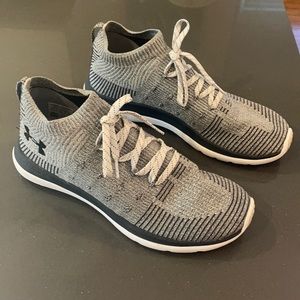 Under Armour Men’s Charged Trainer